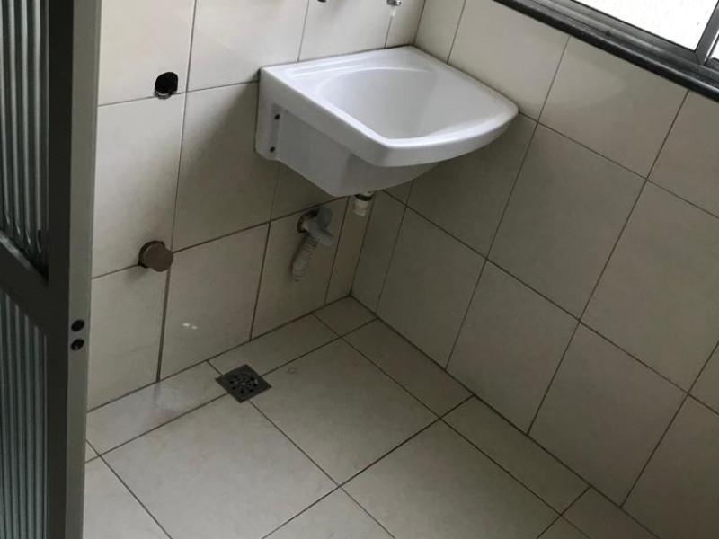 APTO À VENDA ARICANDUVA 