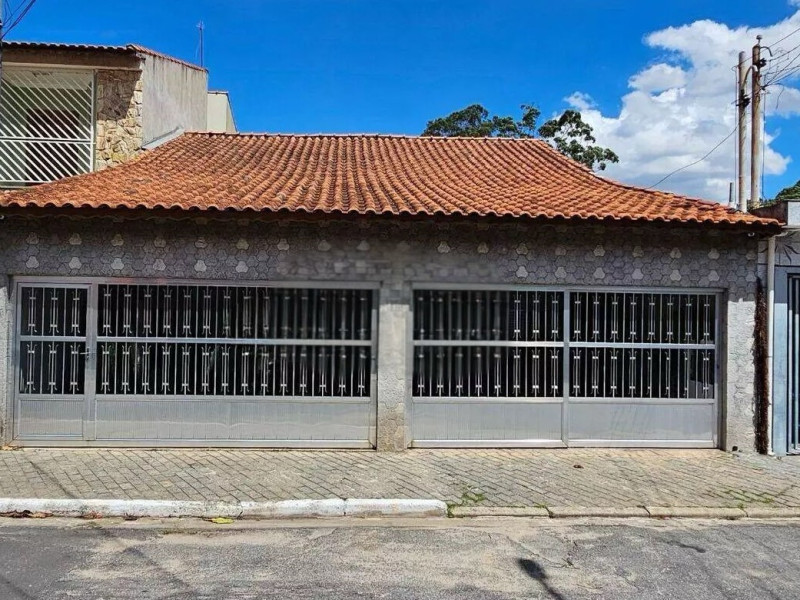 CASA TÉRREA À VENDA PARQUE DO CARMO